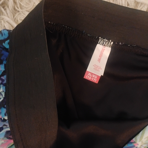 No boundaries Multi Colored high & Low Skirt SZ XL - Picture 4 of 6